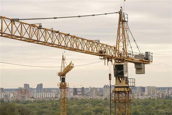 Construction cranes